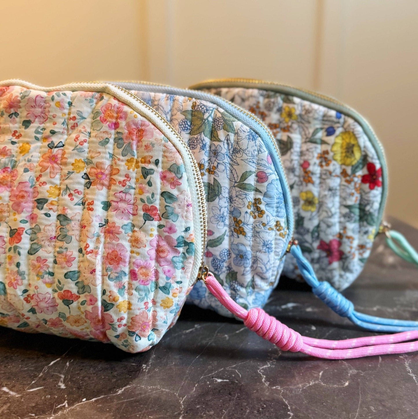 **DOORBUSTER**Vintage-Inspired Quilted Floral Cosmetic Case