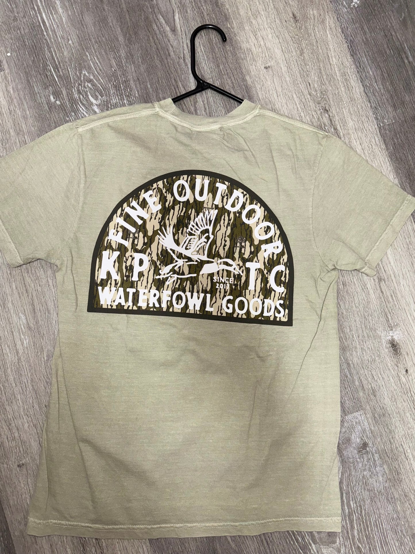 Men’s Fowl Goods Knotted Pine T-Shirt