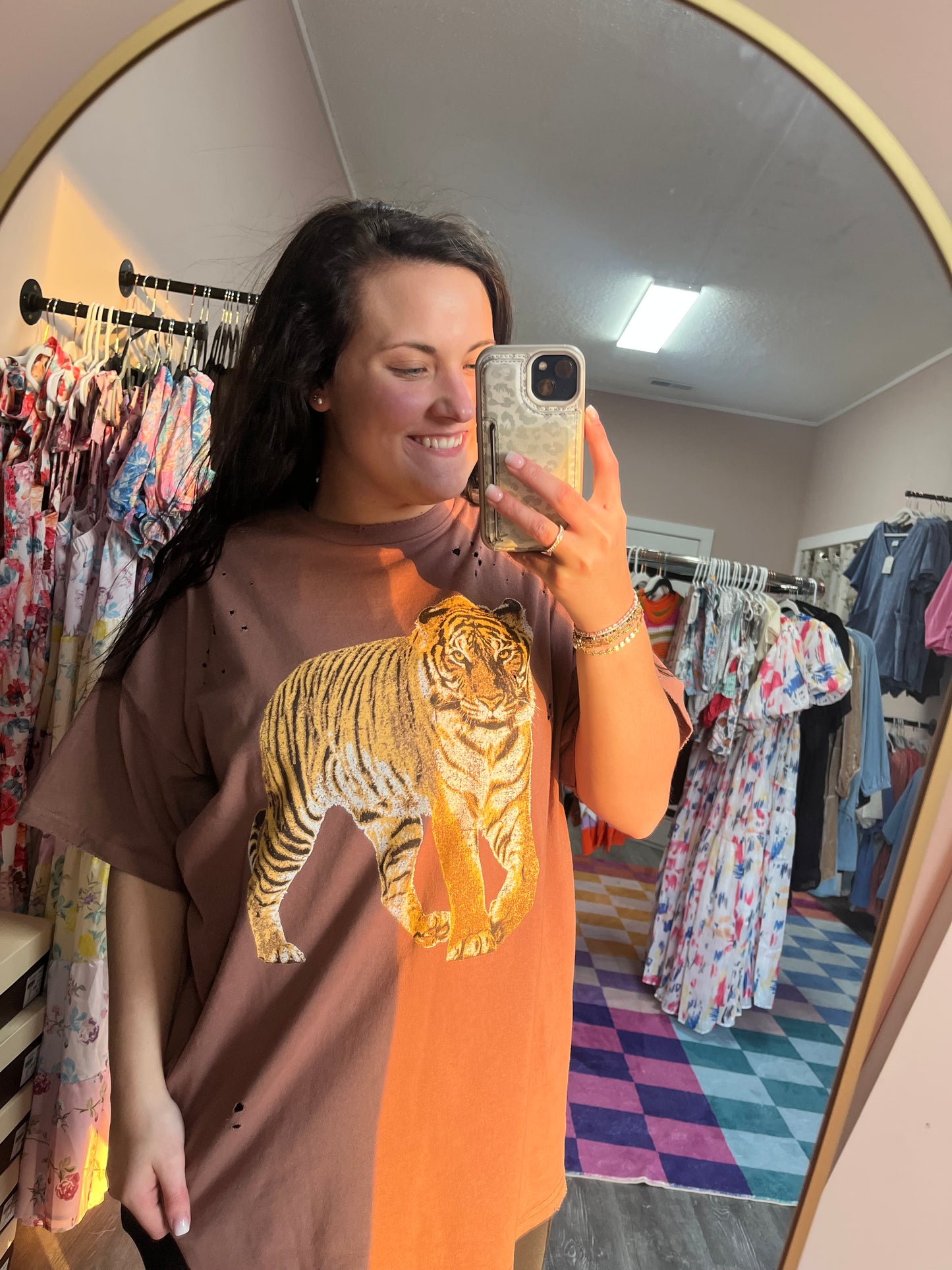 Brown Vintage Tiger Graphic Tee