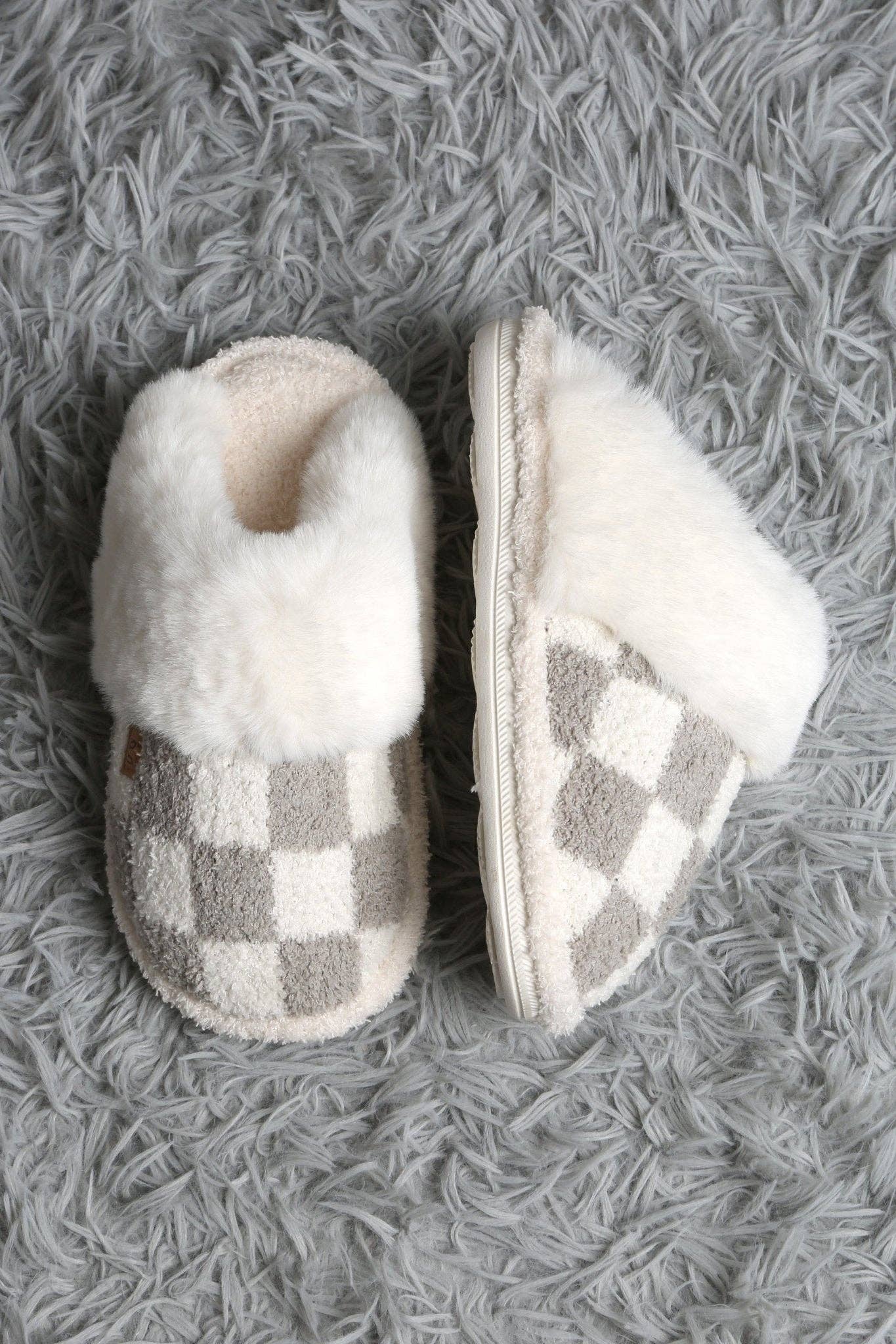 **DOORBUSTER** Super Lux Checker Faux Fur Cuff Slippers