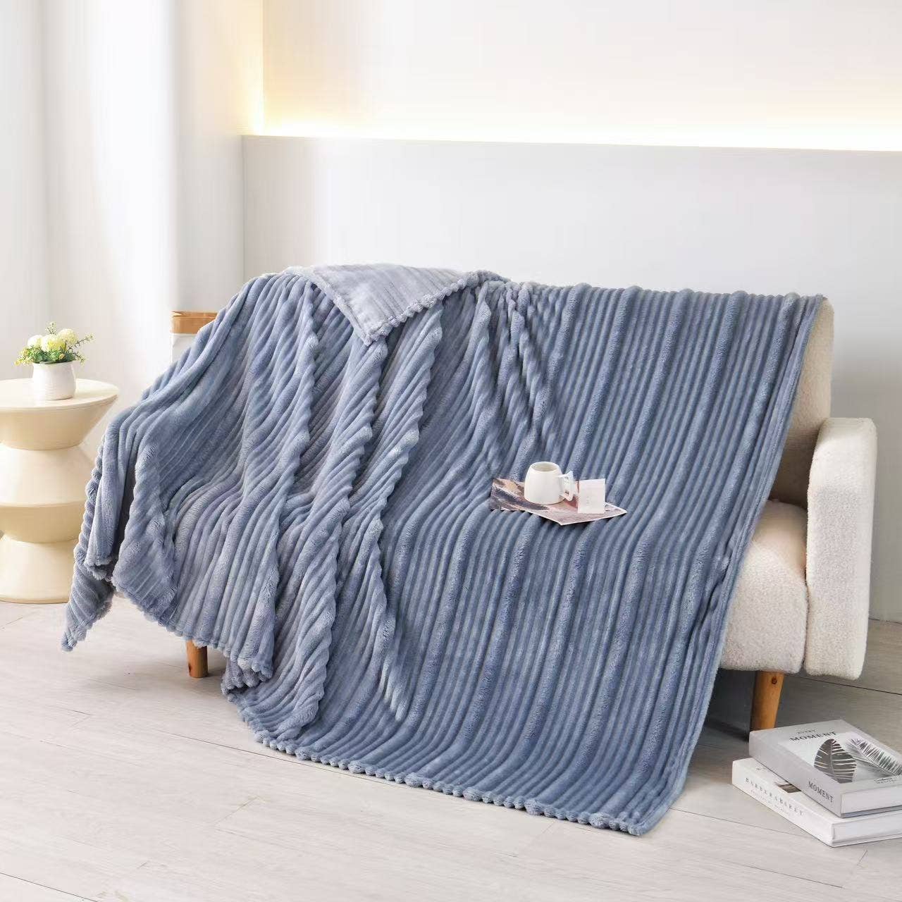**DOORBUSTER** Plush Flunnel Throw – Ultra Soft Ribbed Blanket Texture