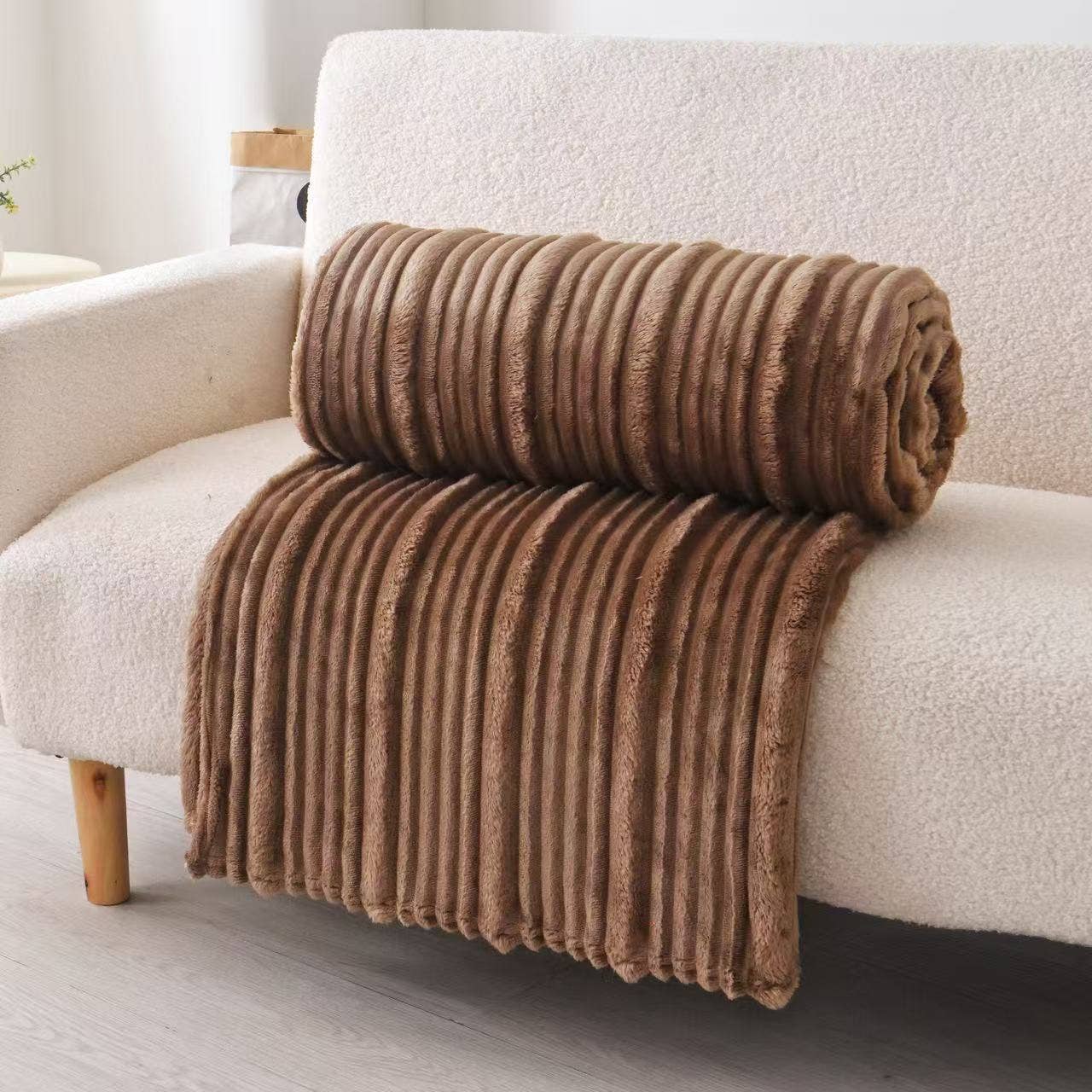 **DOORBUSTER** Plush Flunnel Throw – Ultra Soft Ribbed Blanket Texture