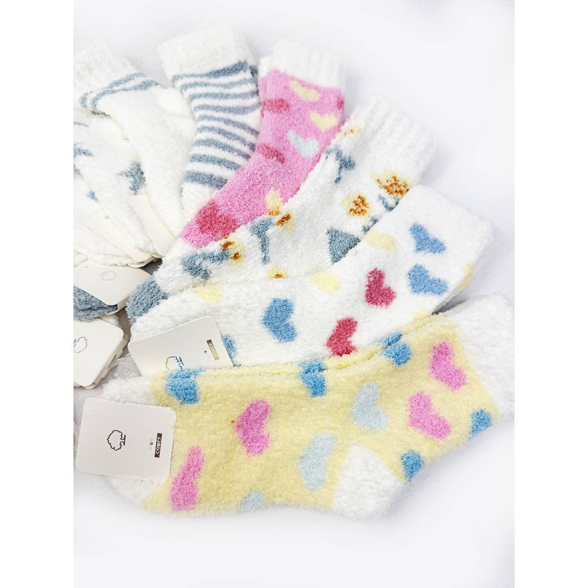 **DOORBUSTER**Soft Tone Comfy Winter Design Socks