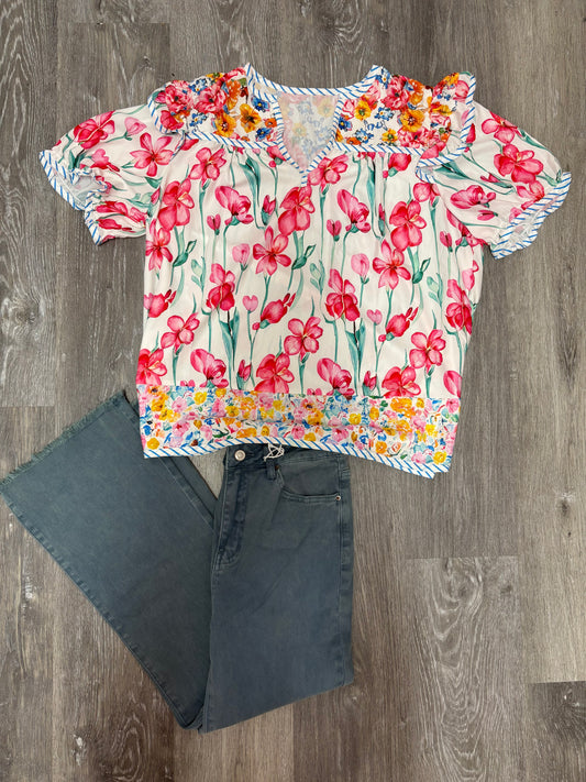 Darling Detail Blouse