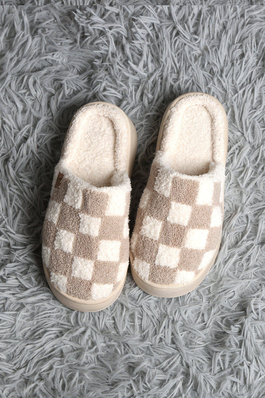 **DOORBUSTER** Super Lux Checker Platform Slippers