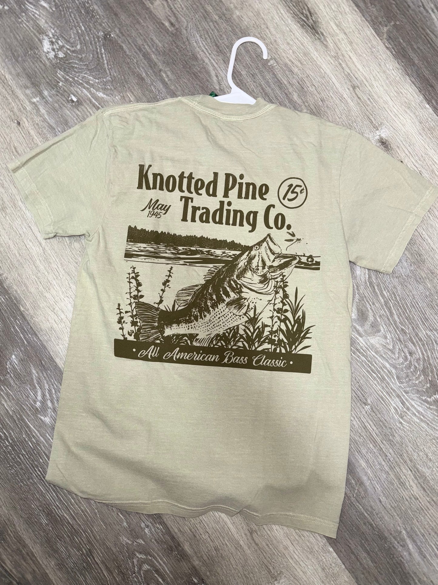 Men’s Bass Classic Knotted Pine T-Shirt