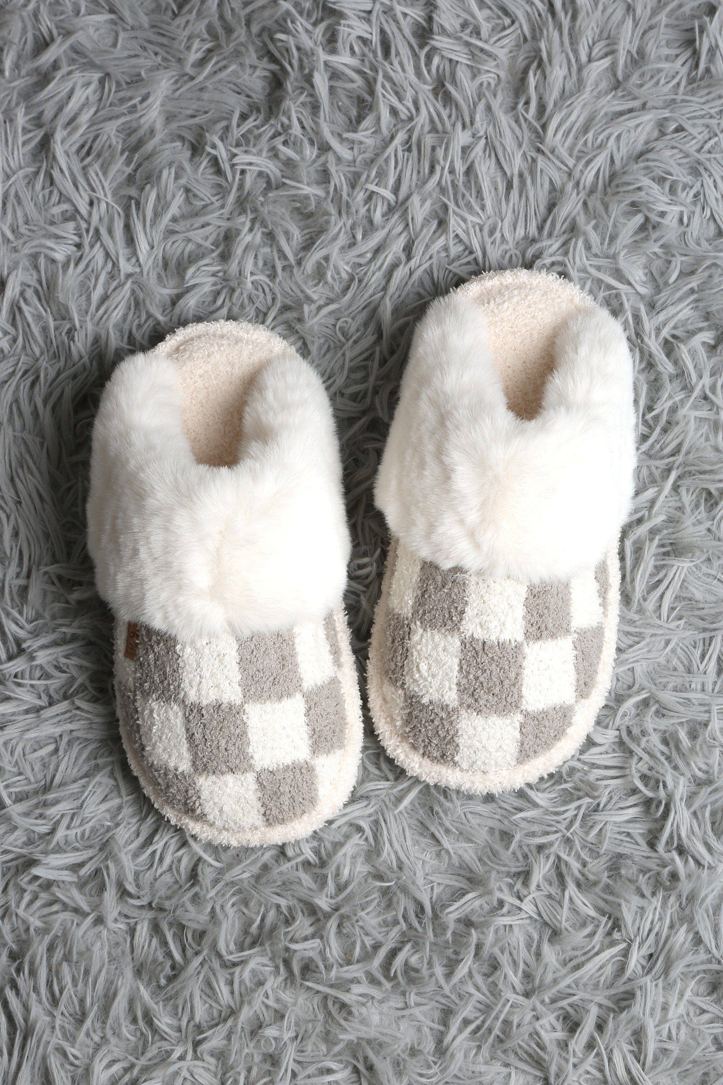 **DOORBUSTER** Super Lux Checker Faux Fur Cuff Slippers