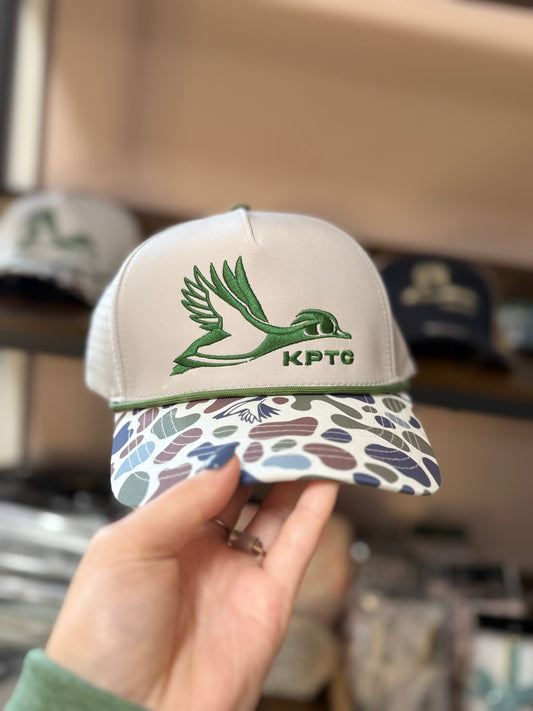 Knotted Pine Hat