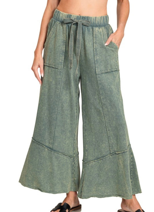 Zenana Exposed Seam Flare Hem Pants W/ Pockets