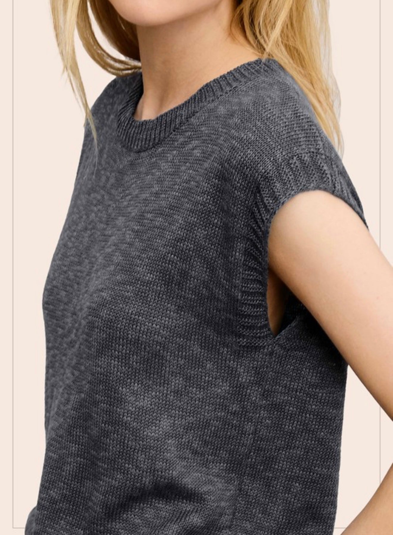 Loose Fit Sleeveless Ribbed Knit Crew Neck Top